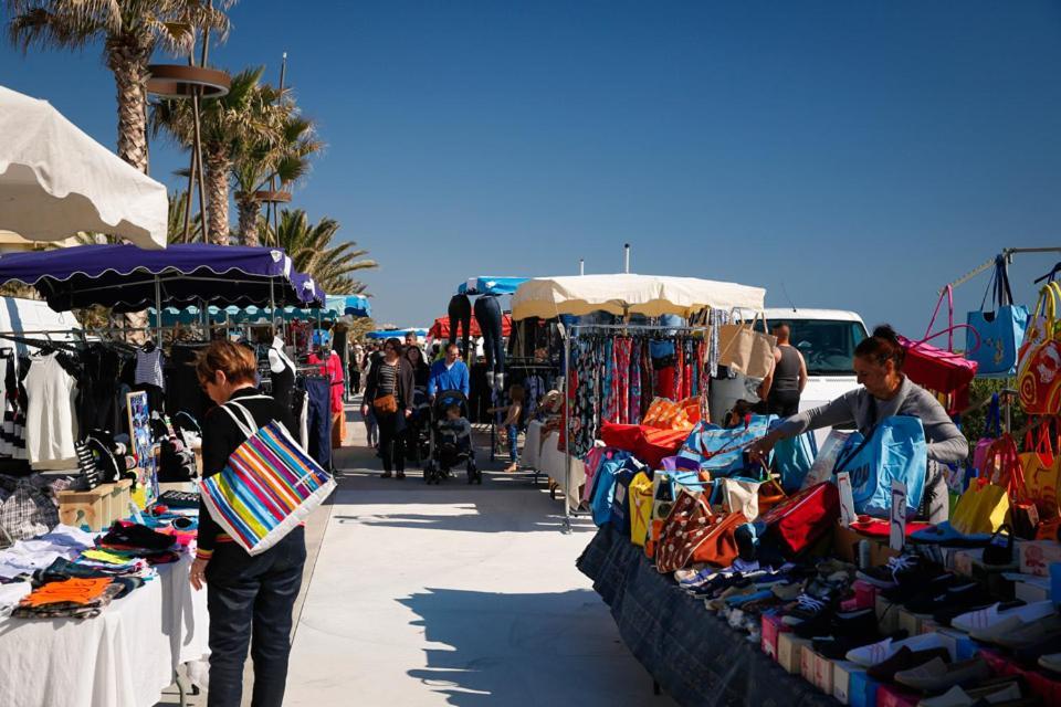 Location Les Pieds Dans L'Eau Canet-en-Roussillon Exterior foto